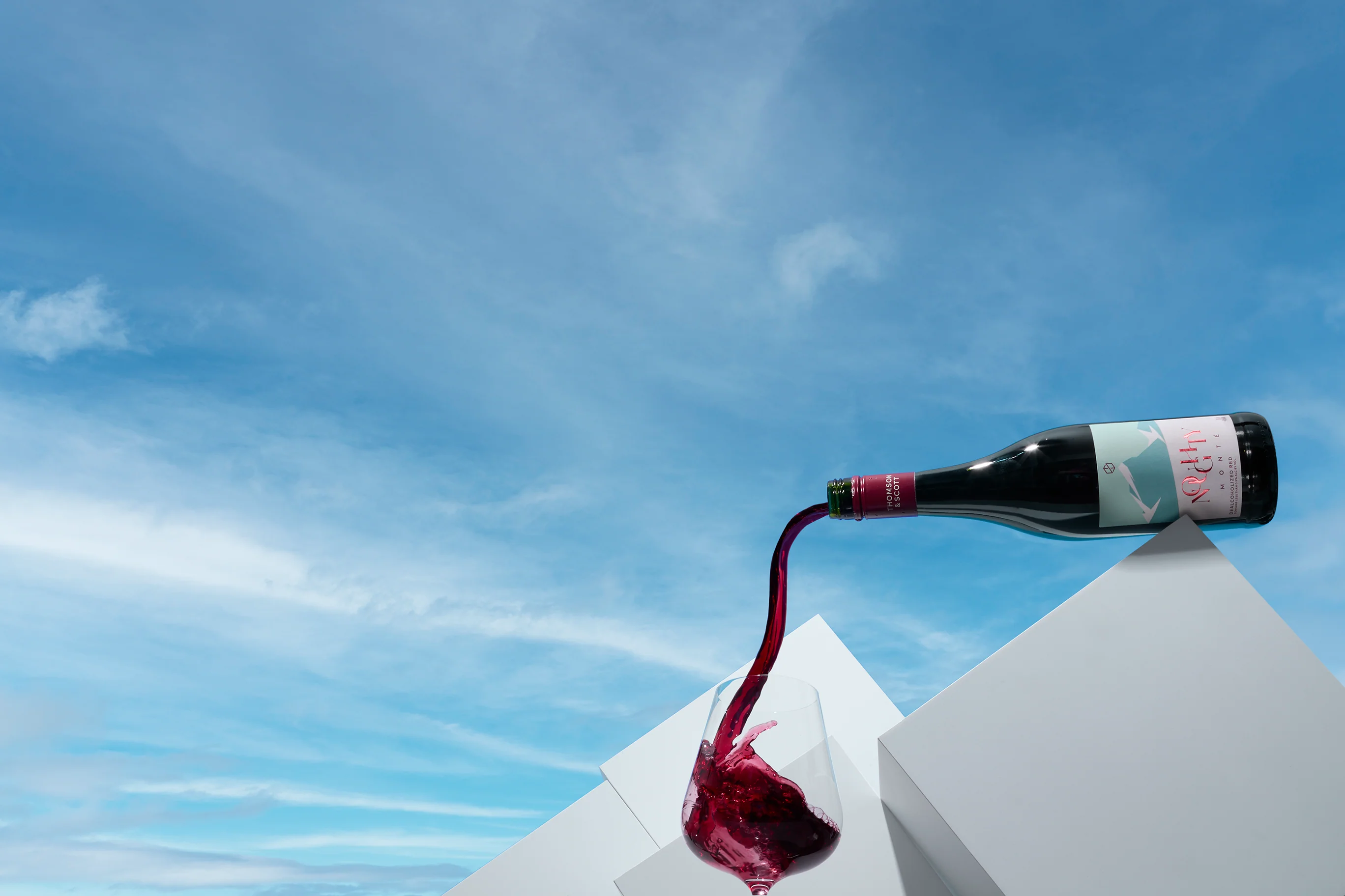 Noughty Monté Non-Alcoholic Red Wine - Image 5